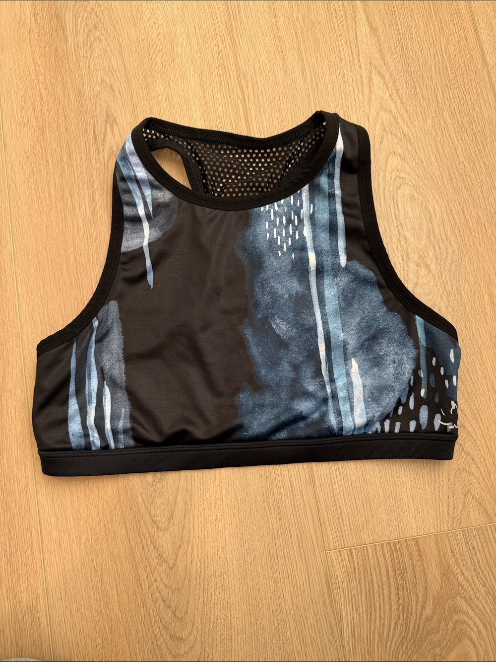 Beyond Yoga
Black Sports Bra
Size M Racerback
Athletic Yoga